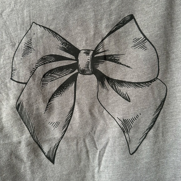 Relaxed Fit Bow Tee - Picture 3 of 3